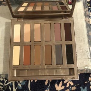 NWOT Naked ultimate basics palette- Urban Decay